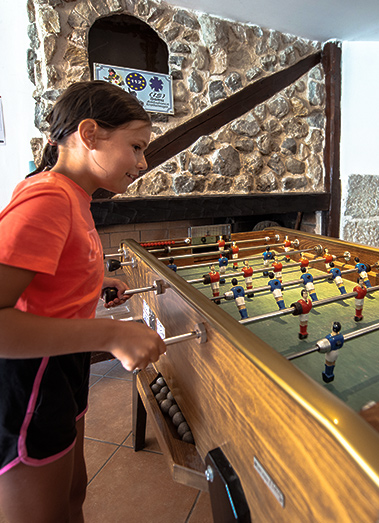 salle de jeux baby foot